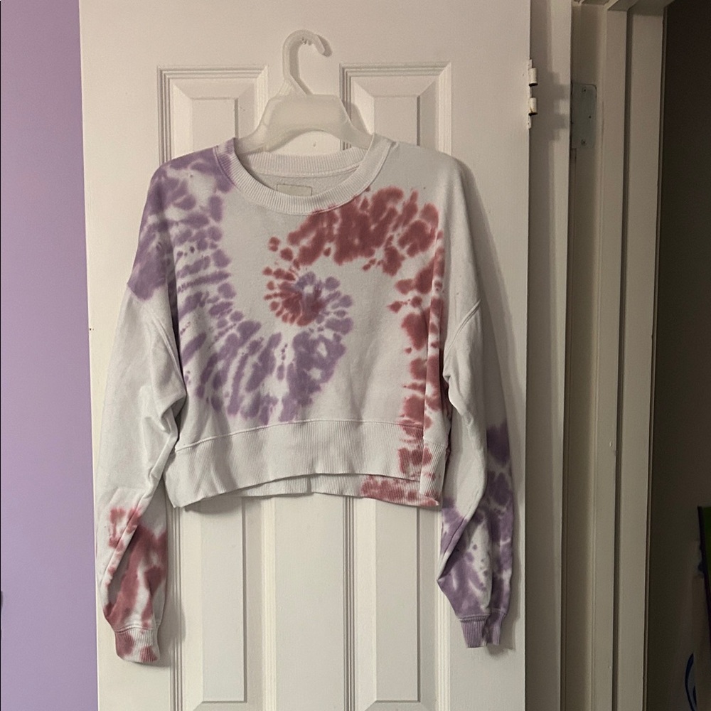 American Eagle Outfitters White and Red Top